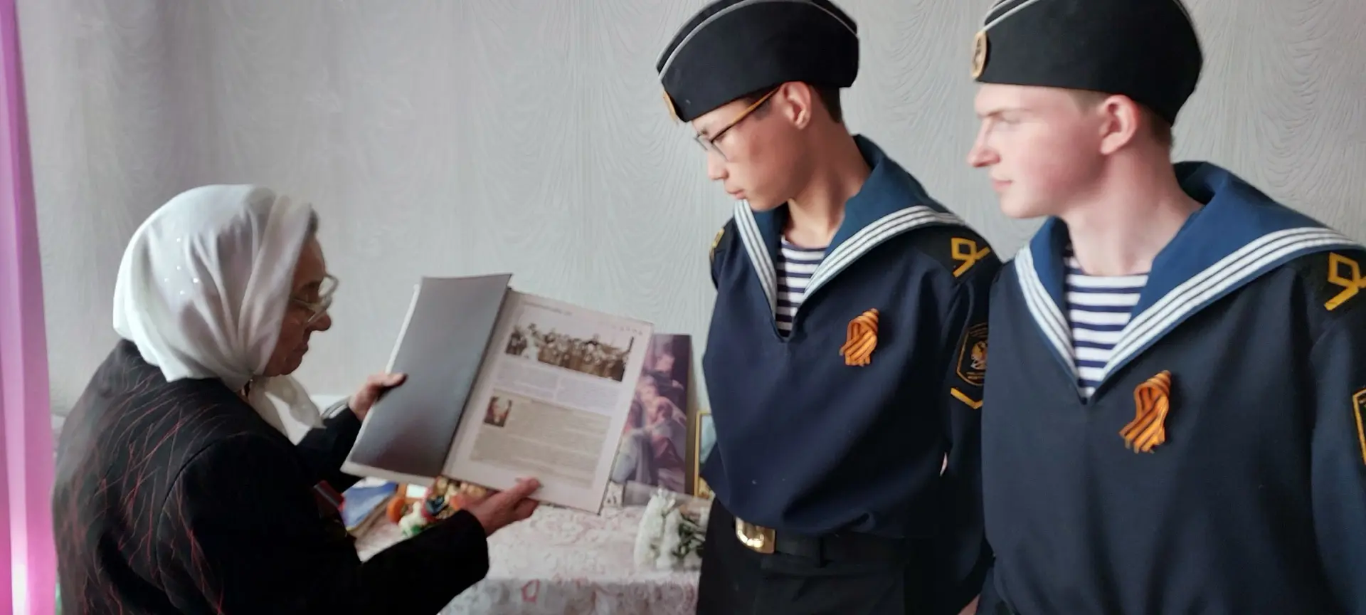 ИМ ТАК ПРИЯТНА НАША ТЕПЛОТА.  Поколение победителей фашизма будет жить в нашей памяти всегда, ведь, 