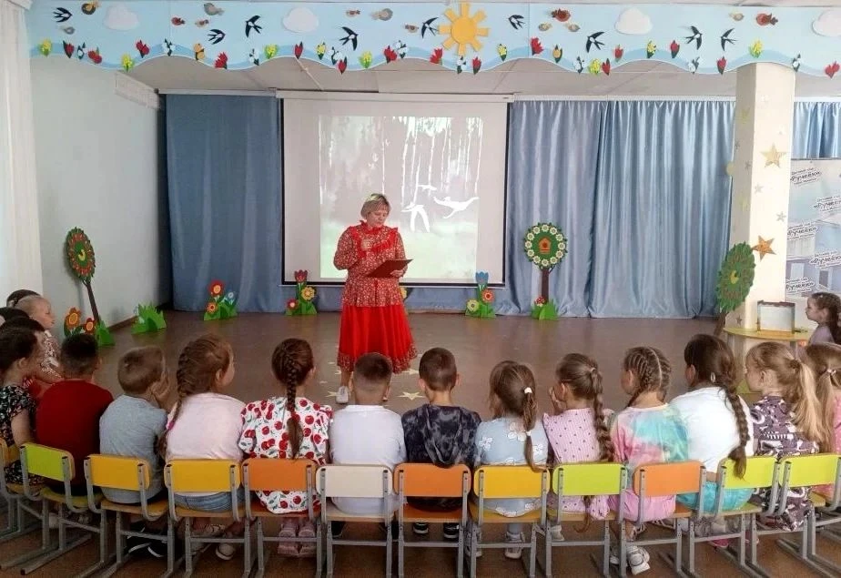 РАЗВЛЕЧЕНИЕ «ВОЛШЕБНОЕ ПУТЕШЕСТВИЕ В МИР СКАЗОК».
 
📖 В рамках тематической недели «В гостях у сказ