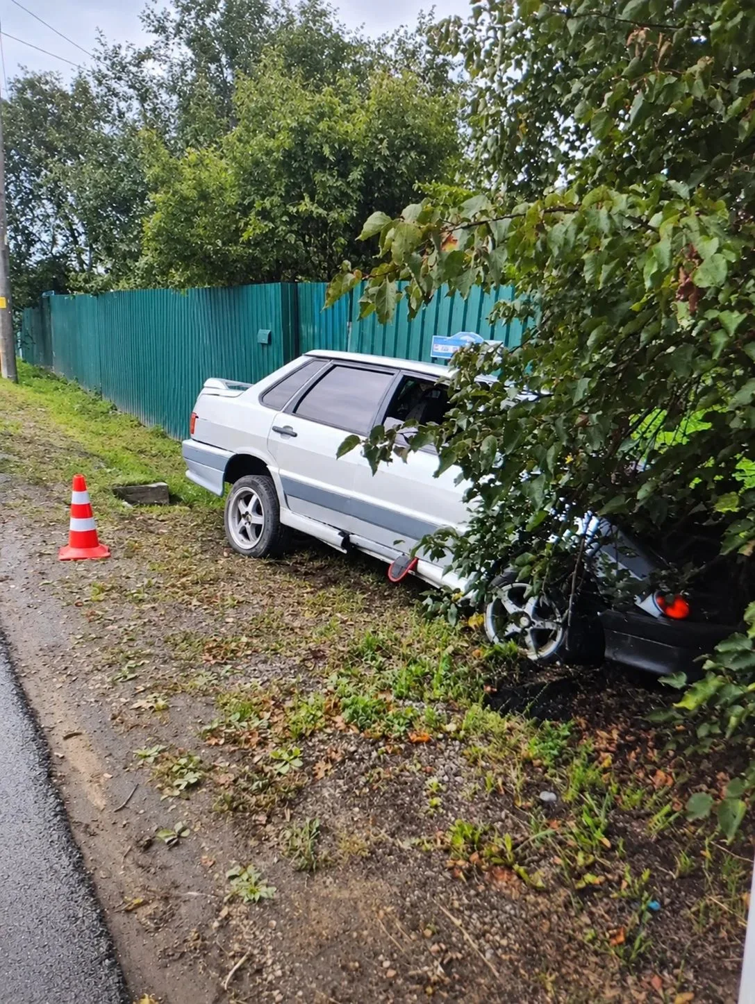 🚜 В Великих Луках произошло ДТП с трактором и легковушкой
