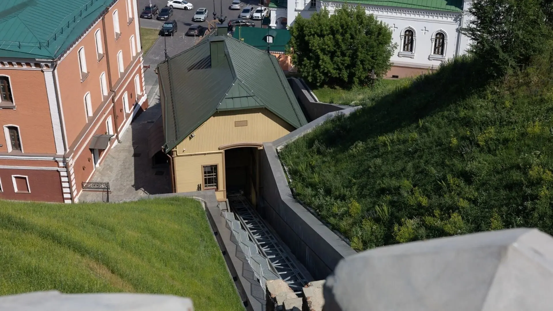 👍 А у нас в Нижнем поездка на кремлевском фуникулере не подорожает в 2027 году, сообщи...