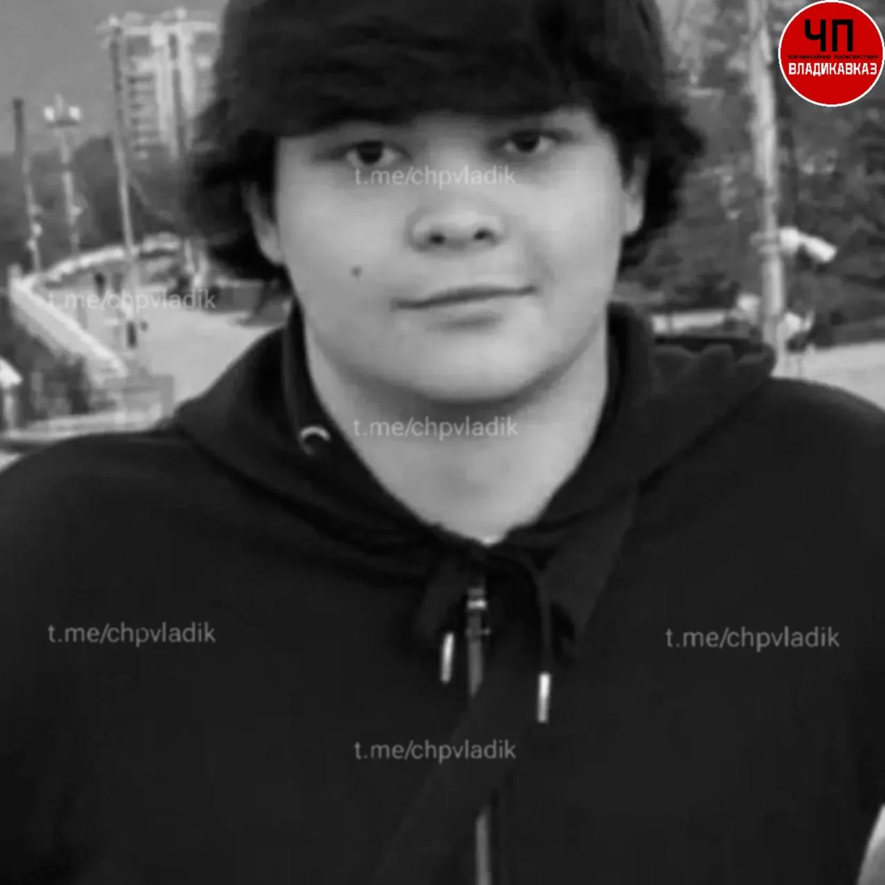 🥀18-летнего парня убили во Владикавказе 

В ночь на 14 июня в районе Сапицкой будки выстрелом убили
