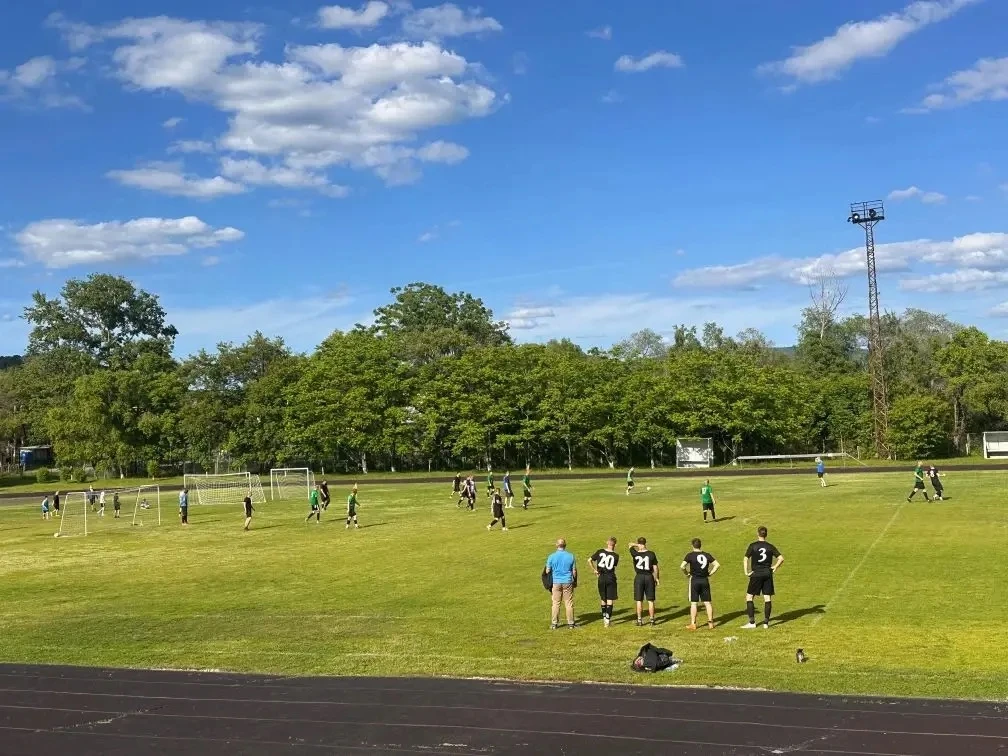 ⚽ 13 июня в городе Бикин состоялся матч чемпионата по футболу между командами «Заря» (г. Бикин) и сб