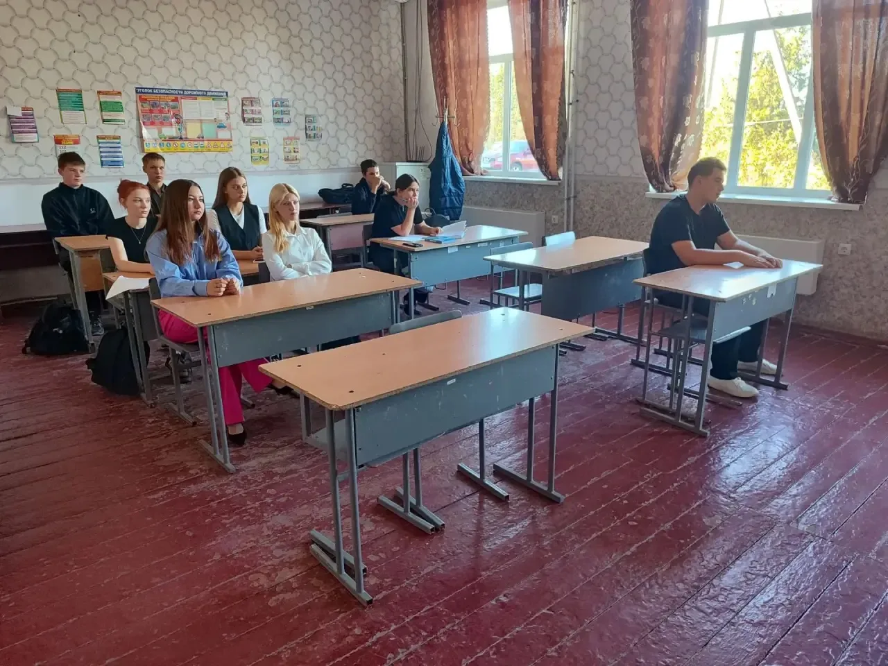 В школе прошёл Урок мужества ко Дню Победы над Японией и окончанию Второй мировой войны...