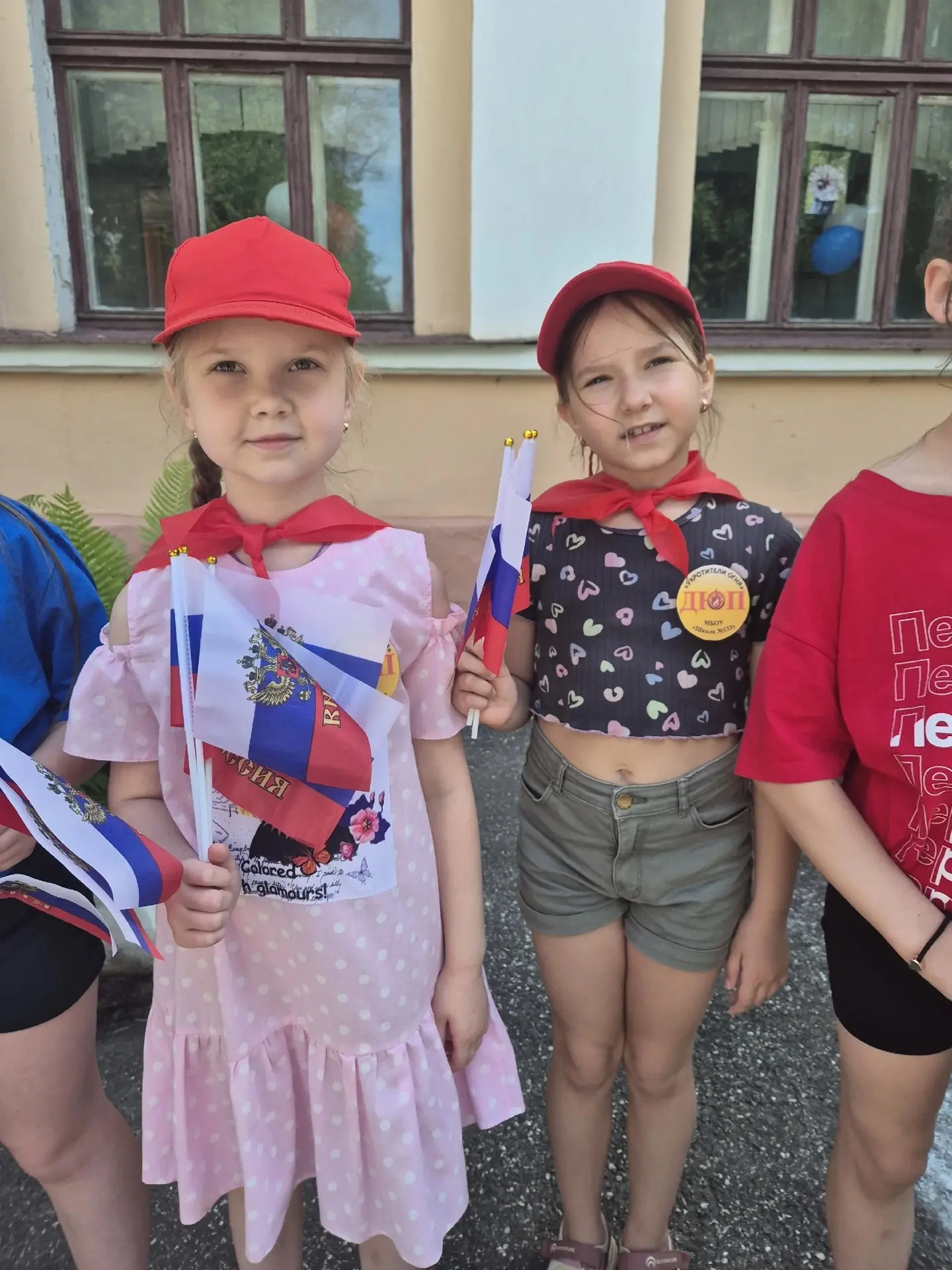 ❤АКЦИЯ «РОССИЙСКИЙ ТРИКОЛОР»🇷🇺

В преддверии Дня России команда ДЮП «УКРОТИТЕЛИ ОГНЯ »🧯 совместно