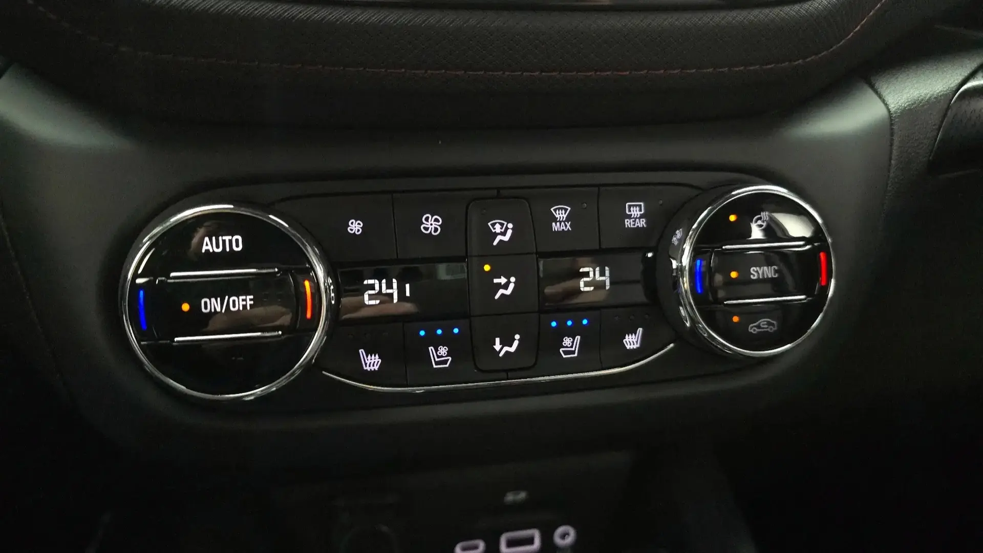 Доступен к покупке из Южной Кореи  🚘Chevrolet Trailblazer   — 2021 год, 1.3л, турбо, 155л.с., 4WD, А
