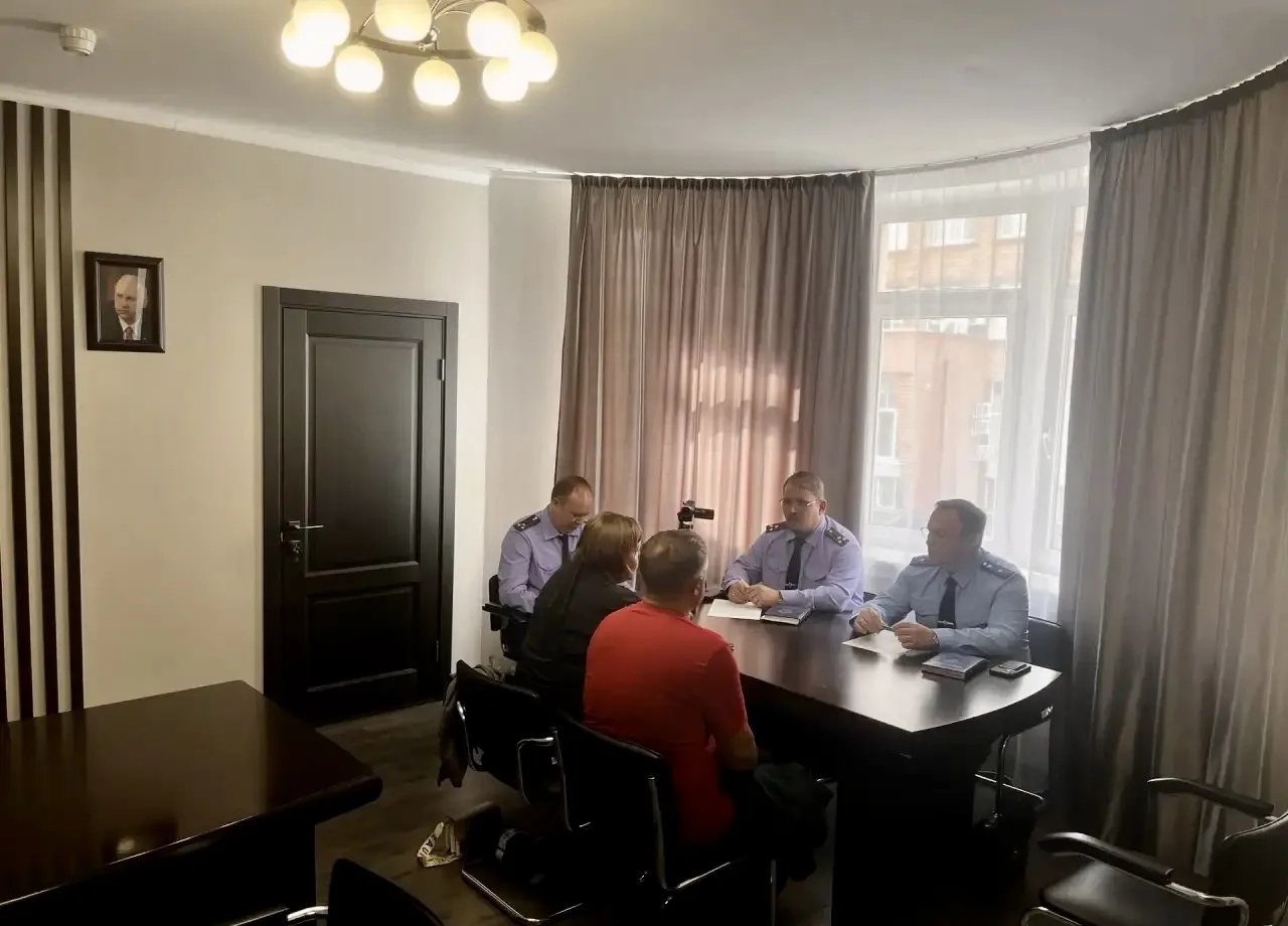 В следственном управлении прошел совместный прием граждан по вопросам безопасности на ж...