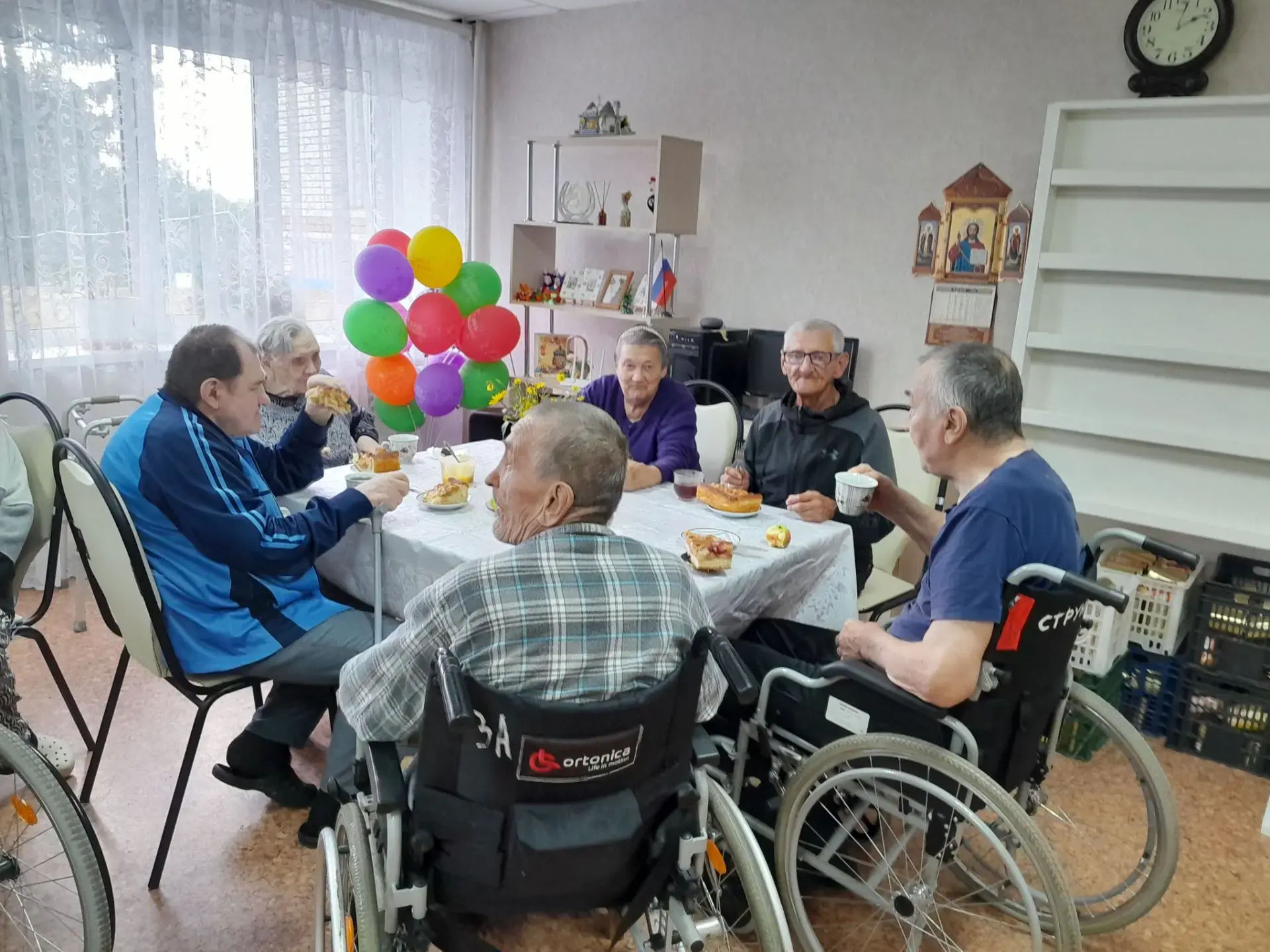Вчера, 20 августа в читальном зале учреждения на очередной встрече клуба "Любителей рус...
