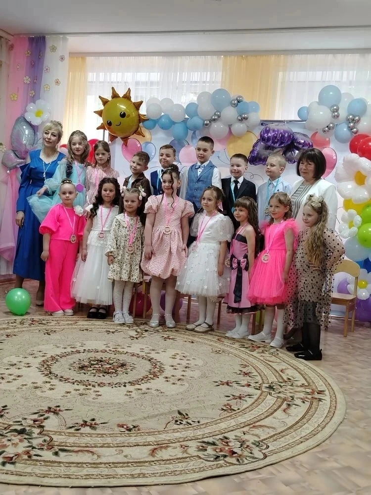 Вчера в нашем детском саду прошёл выпускной в группе «Радуга» — яркий, душевный и немно...