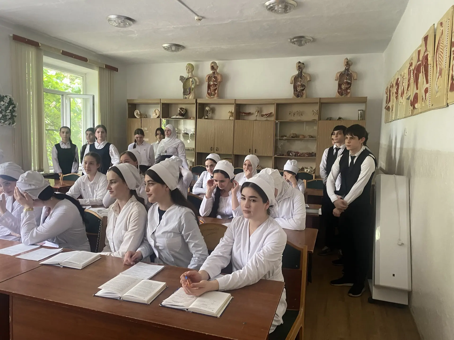 Визит воспитанников школы-интерната № 1 в Медицинский колледж им. А. И. Тутаевой📅