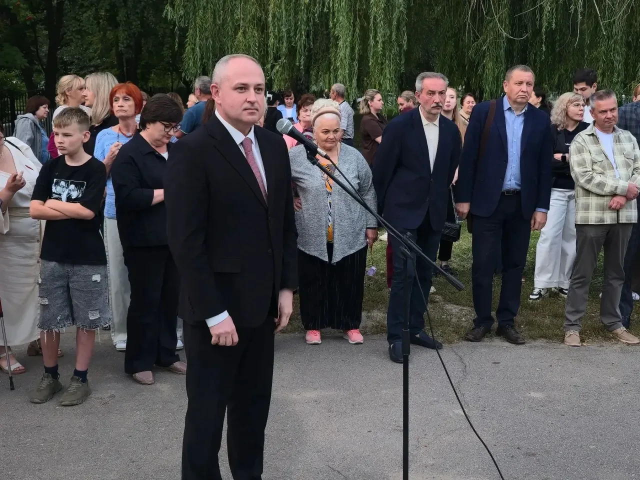 Каждый четверг встречаюсь с горожанами в разных частях города на открытых площадках, чт...
