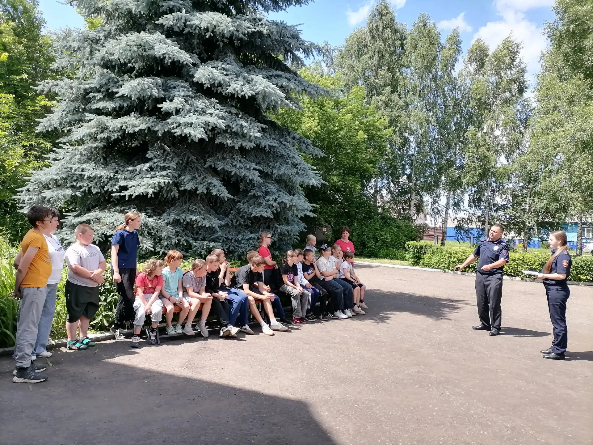 🚦👮‍♂️ Сегодня в нашем лагере день был посвящён безопасности дорожного движения!