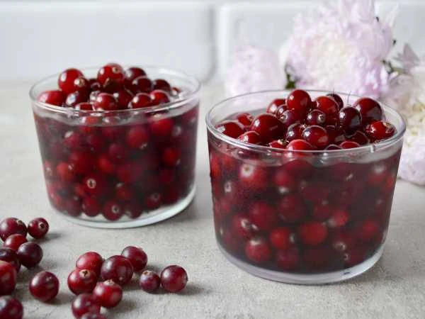 МОЧЕНАЯ КЛЮКВА НА ЗИМУ