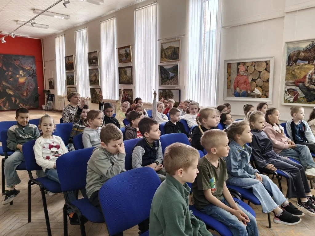 Экскурсия в музей группы "Солнышко"