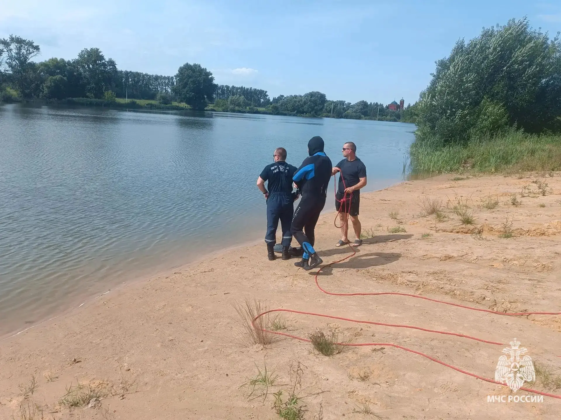 ⚡️В Узловой на пруду утонул мужчина

Трагедия произошла на «Трестовском пруду» в городе Узловая. Сег