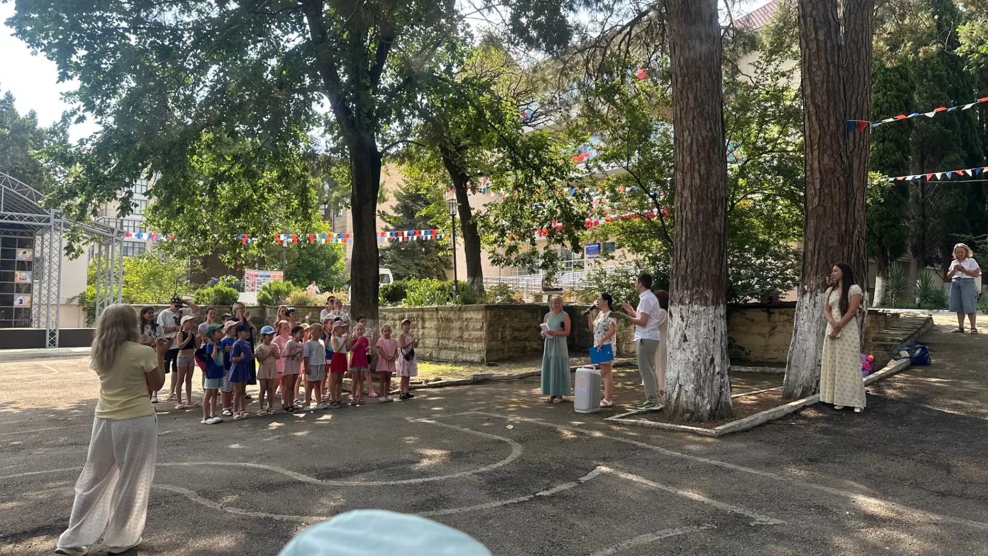 🎉Сегодняшний день на нашей площадке "Летний калейдоскоп" начался с чего-то совершенно особенного! П