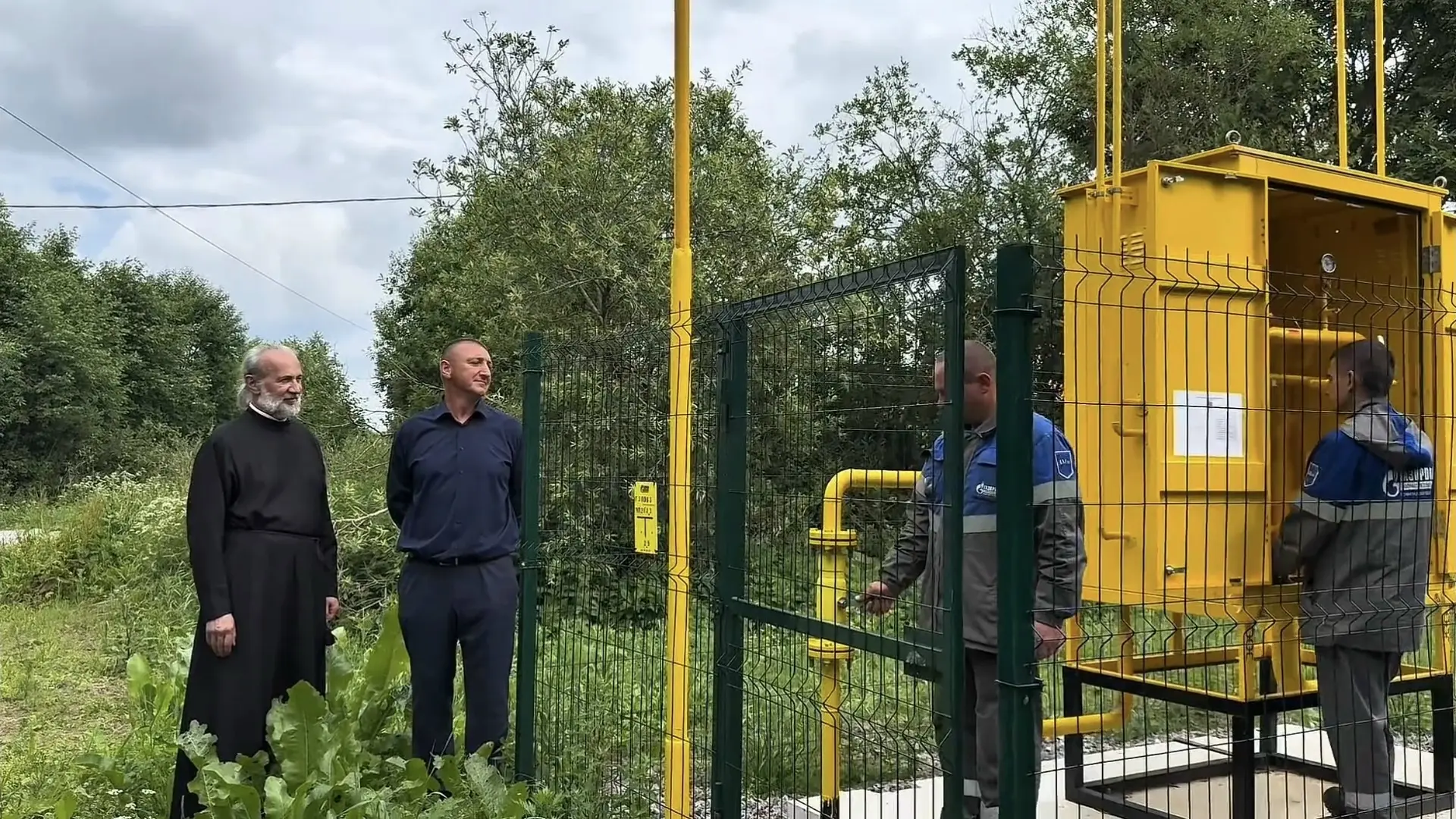 💭 Никольский монастырь совсем небольшой по своей площади, но он включает в себя нескол...