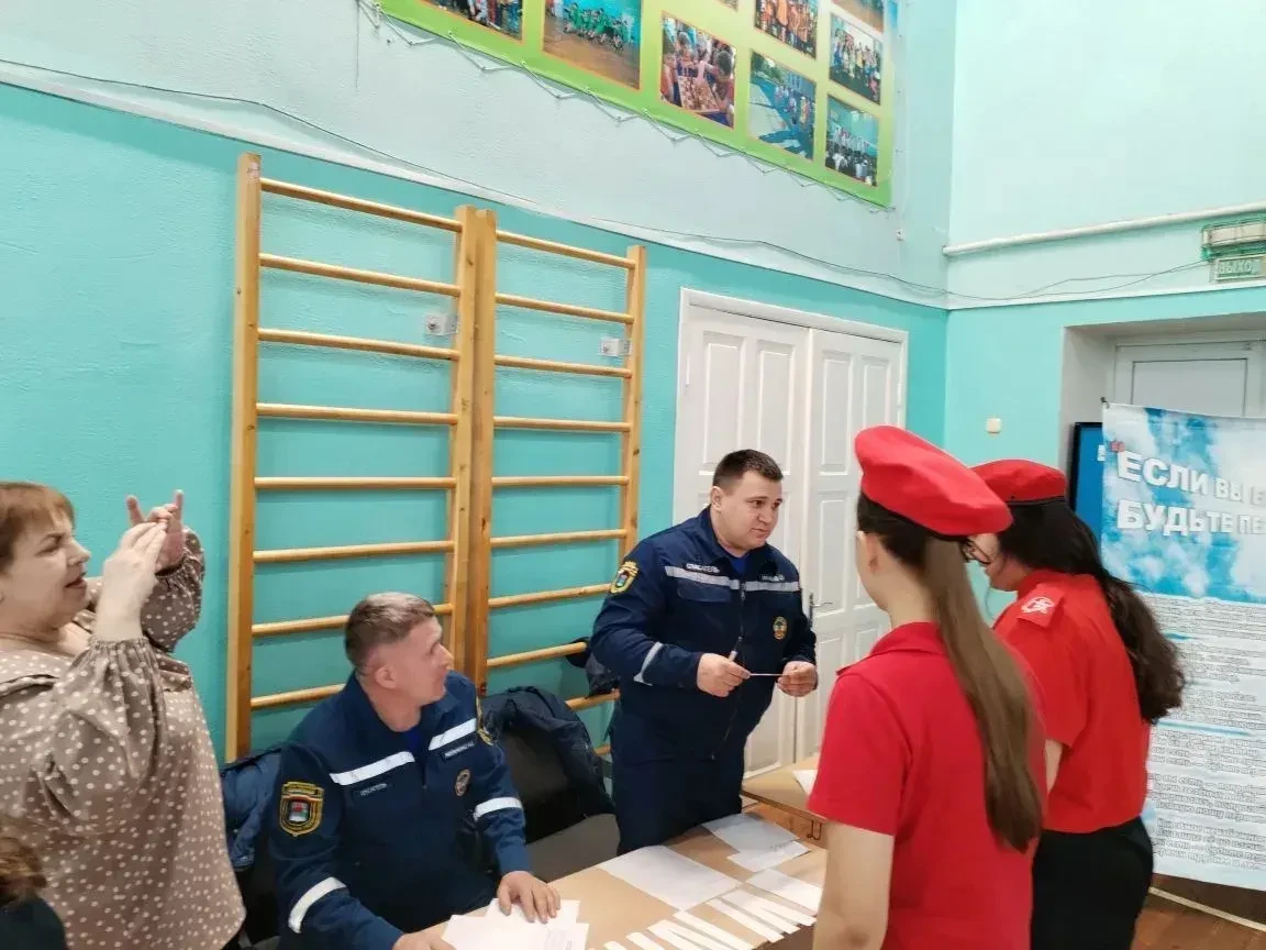 В школе № 8 города Миллерово прошел школьный этап Всероссийской военно-патриотической игры «Зарница 