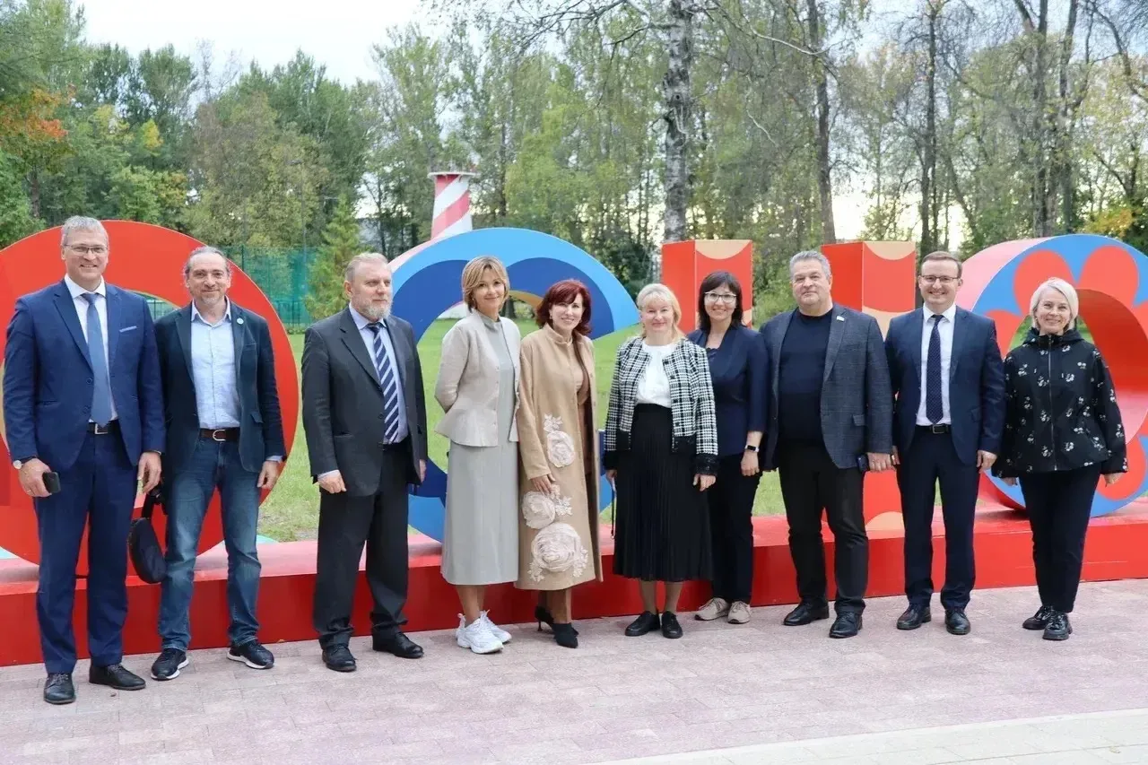 ⚡️ Нижний Новгород вошел в число 10 финалистов Всероссийского конкурса «Семейная столиц...