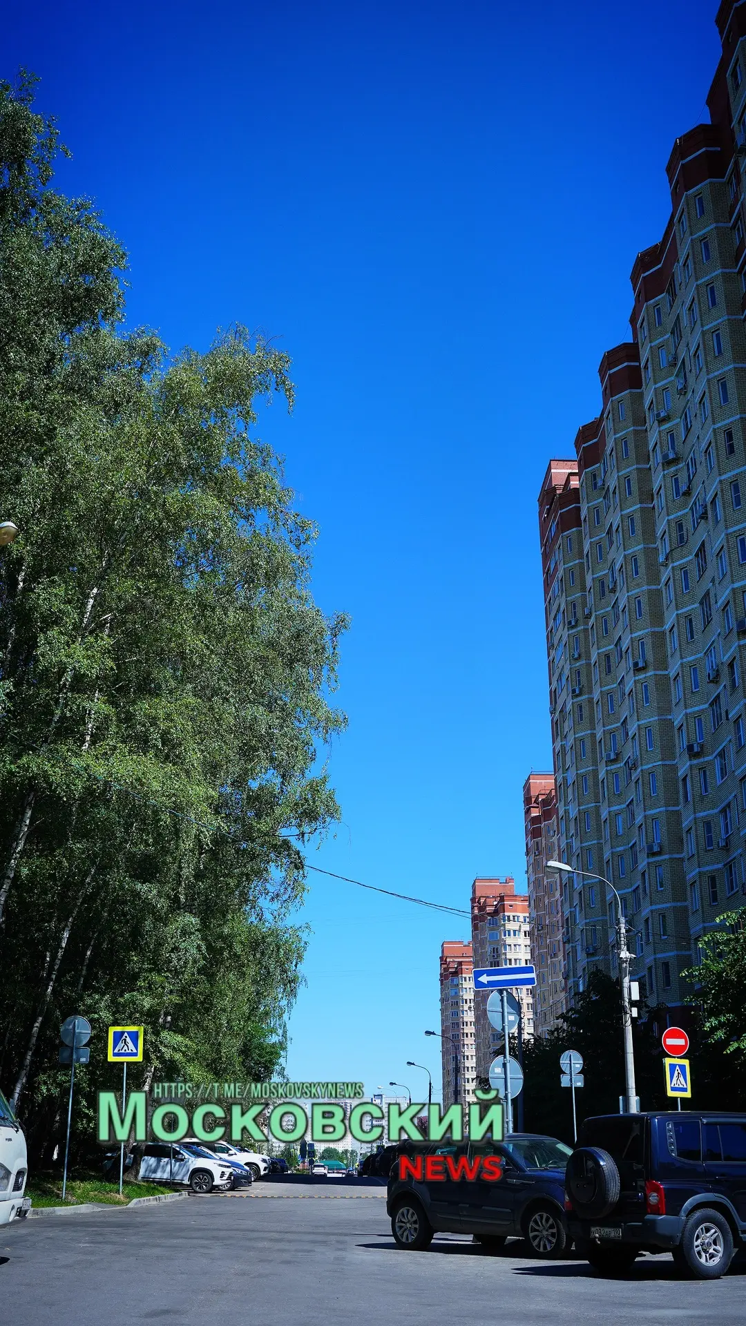 Друзья, сегодня воскресенье, и погода действительно радует! ☀️

Солнце щедро дарит тепло, температур