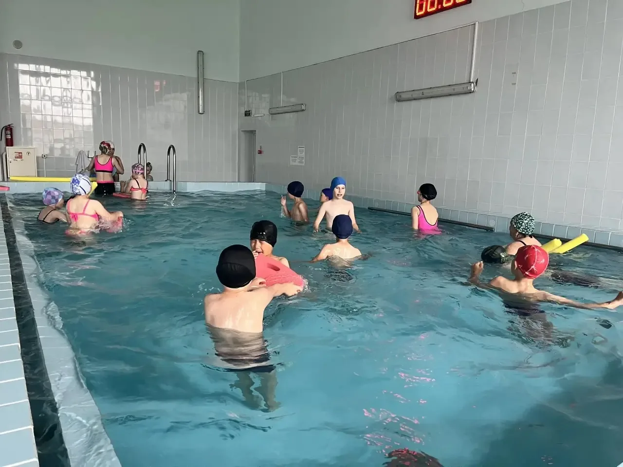 Это было круто! 🌊 Отряд «Смешарики» сегодня сходил в бассейн.