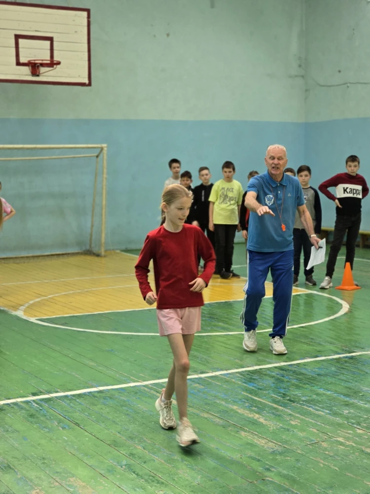 📌 С 13 по 17 апреля в период весенних каникул в школе работал лагерь с инженерно-судостроительным пр