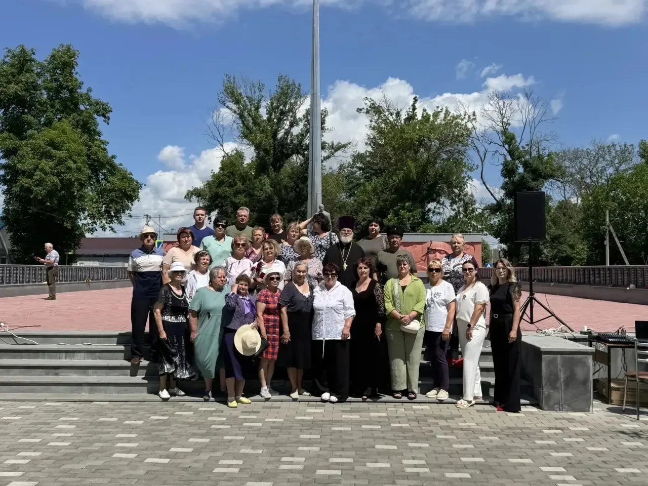 В станице Зольской состоялось памятное мероприятие «Этот день мы не забудем никогда»

Слова памяти и