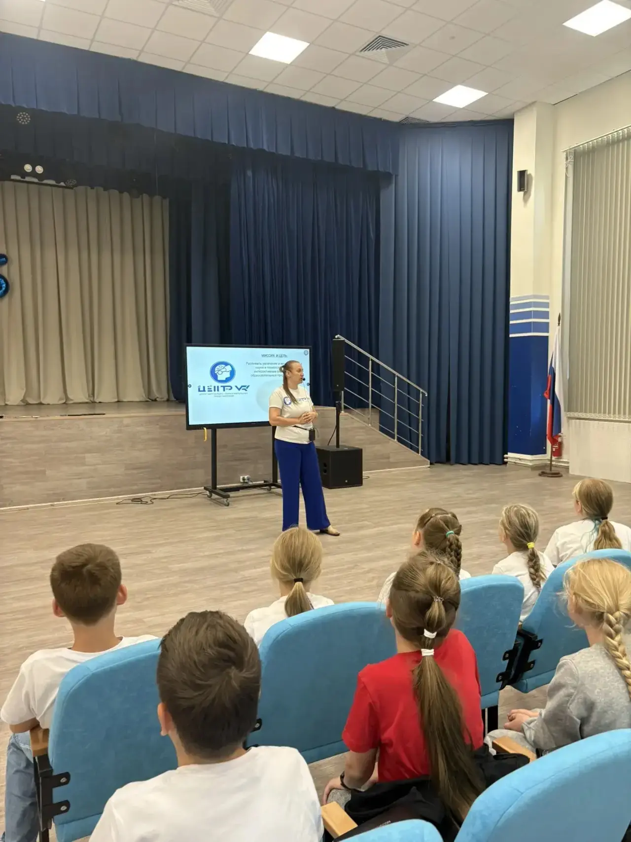 🚀НОВОСТИ ЛАГЕРЯ🚀


🌟 День 13: Виртуальная реальность и многоликая Россия! 🌟

Сегодня у нас был п