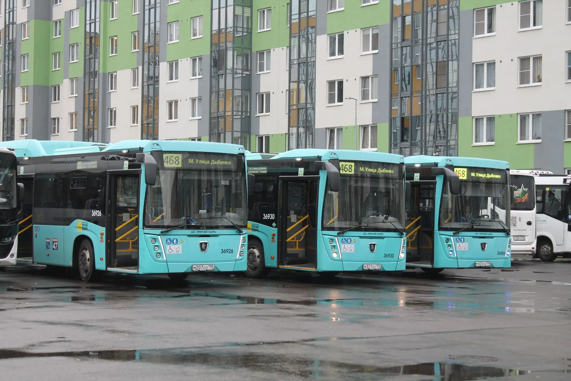 НА МАРШРУТ № 468 ВЫШЛИ АВТОБУСЫ БОЛЬШОГО КЛАССА