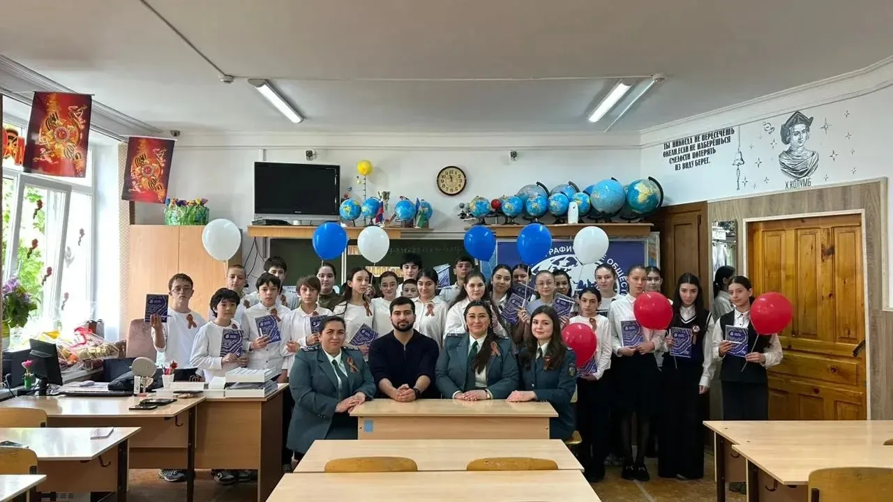 🔊В преддверии Дня Победы сотрудники УФНС России по КБР провели уроки налоговой грамотн...