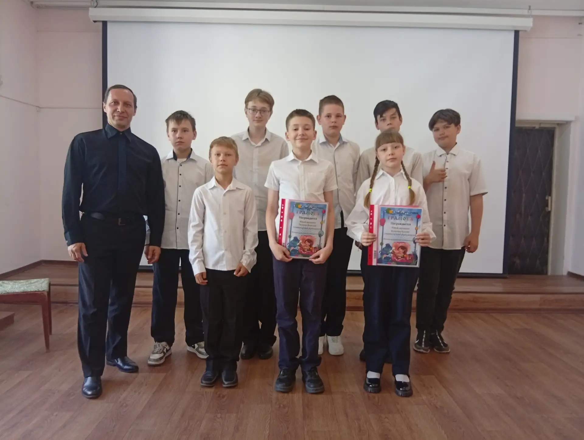 🎶Музыка объединяет сердца!
💫В нашей школе прошёл замечательный концерт по классу баяна, где учащие