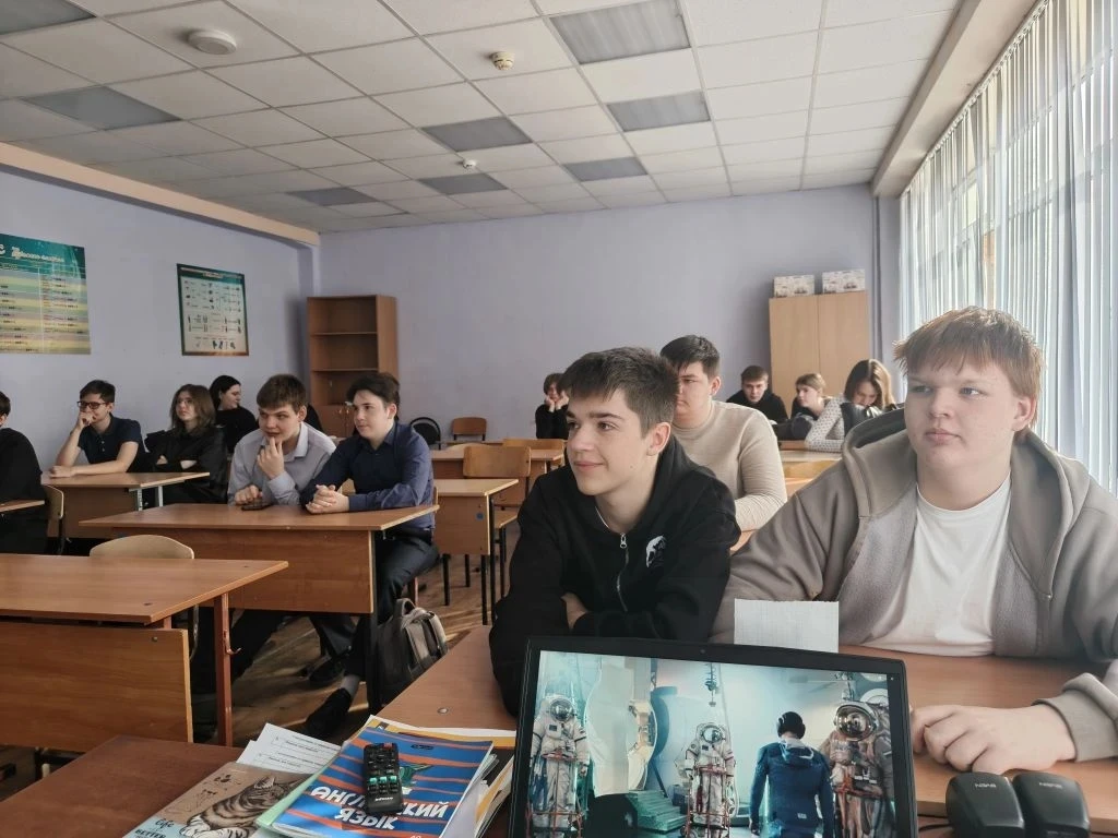 6️⃣5️⃣ ЛЕТ ТРИУМФА🇷🇺 Наш Космос: “Разговоры о Важном” устремились к Звездам! 🚀 Сегодня в "Неделю кос