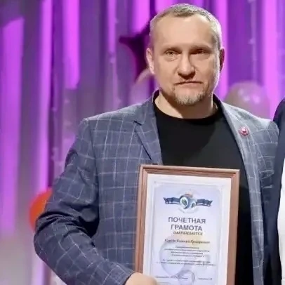 Сегодня юбилей отмечает тренер по боксу Евгений Середа. 🎉🥳

Евгений работает тренером-преподавател