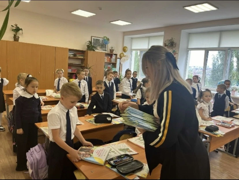 В МБОУ СОШ №3 им. С.А. Погребача прошел важный разговор о правильном питании. Эта тема ...