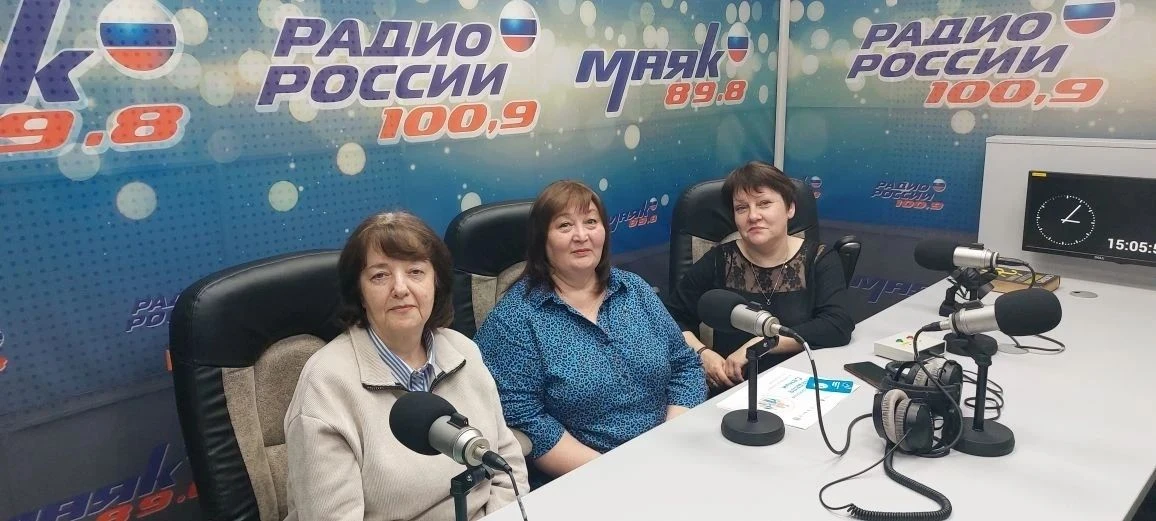 Сегодня в эфир вышло интервью с директором Центра «Ради будущего» Еленой Михайловной Ба...