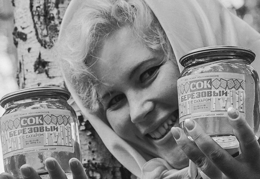 Недорого и всегда в наличии — это про берёзовый сок. Возможно, самый патриотичный напит...