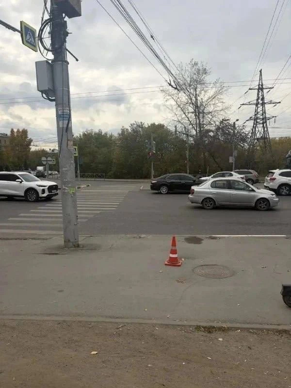🛴 В Новосибирске самокатчик сбил 14-летнюю девочку и уехал