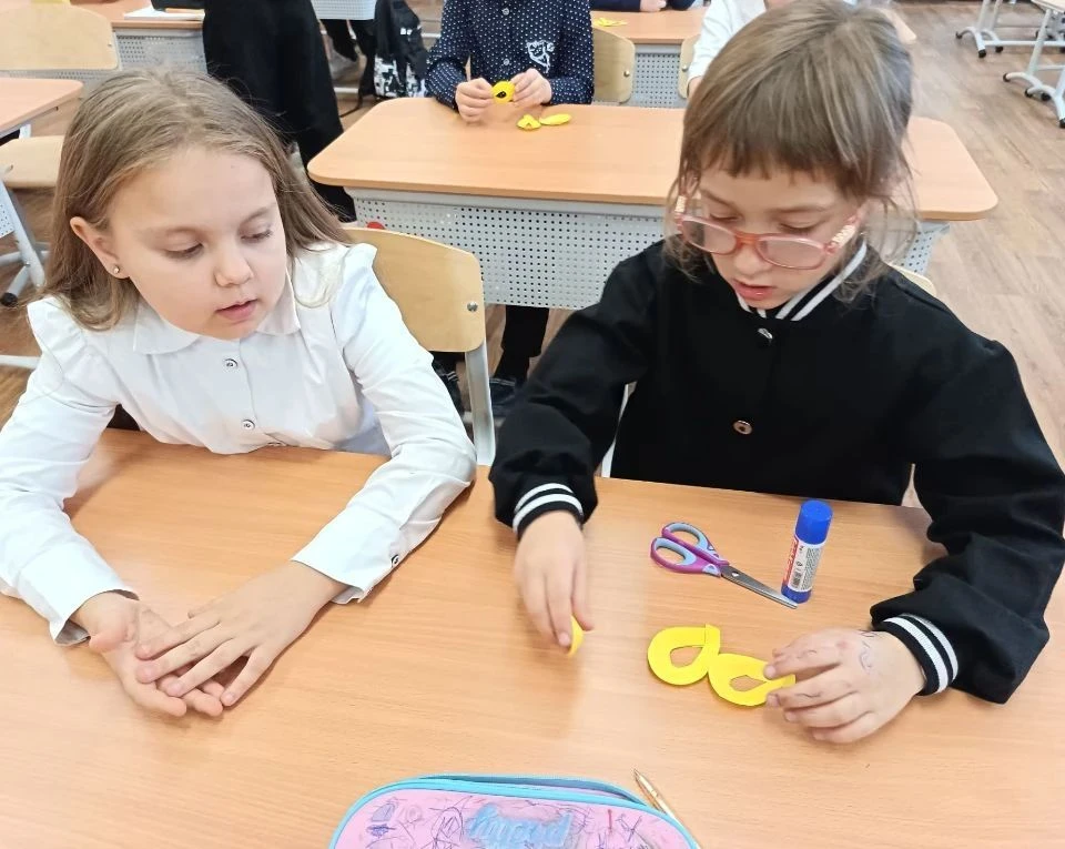 💫Сегодня, 7 октября, в 3б классе состоялось очередное занятие внеурочного курса "Орлят...