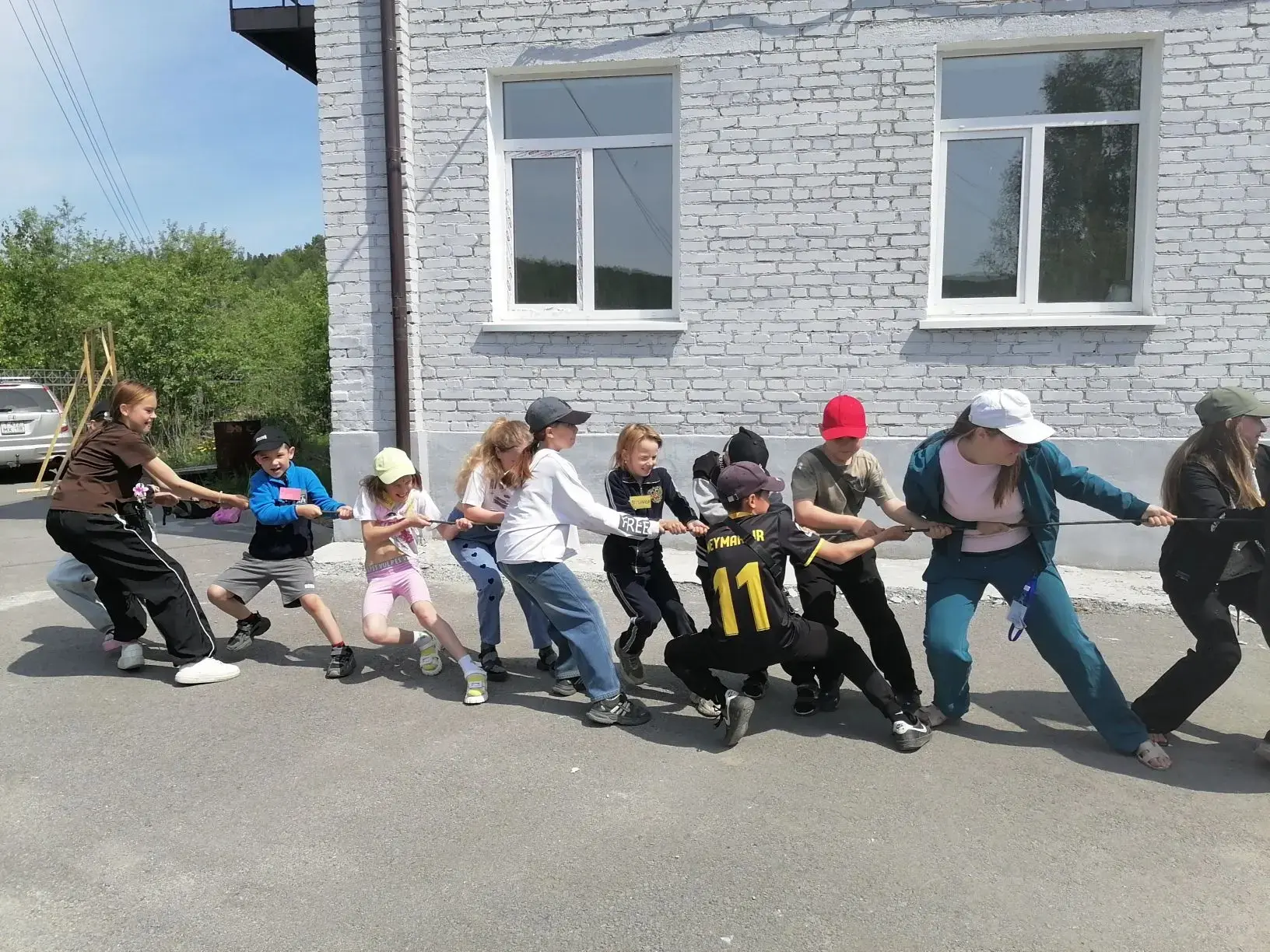 Лето, дружба, приключения! 

 🌞🙂Смотрите фотографии из лагеря и окунитесь в атмосферу незабываемых