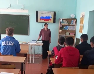 Интеллектуальная игра «Путешествуем по России» для студентов 1 курса группы МРО  25 стала не просто 