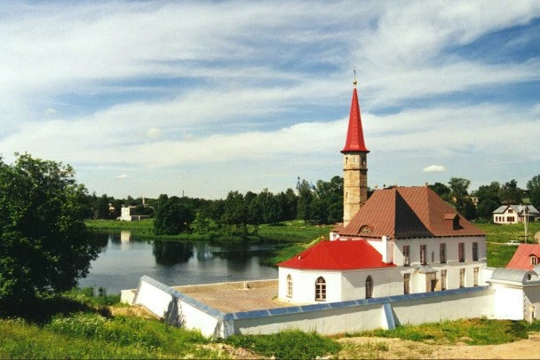 Ленобласть заняла седьмое место в рейтинге социально-экономического положения регионов России по ито