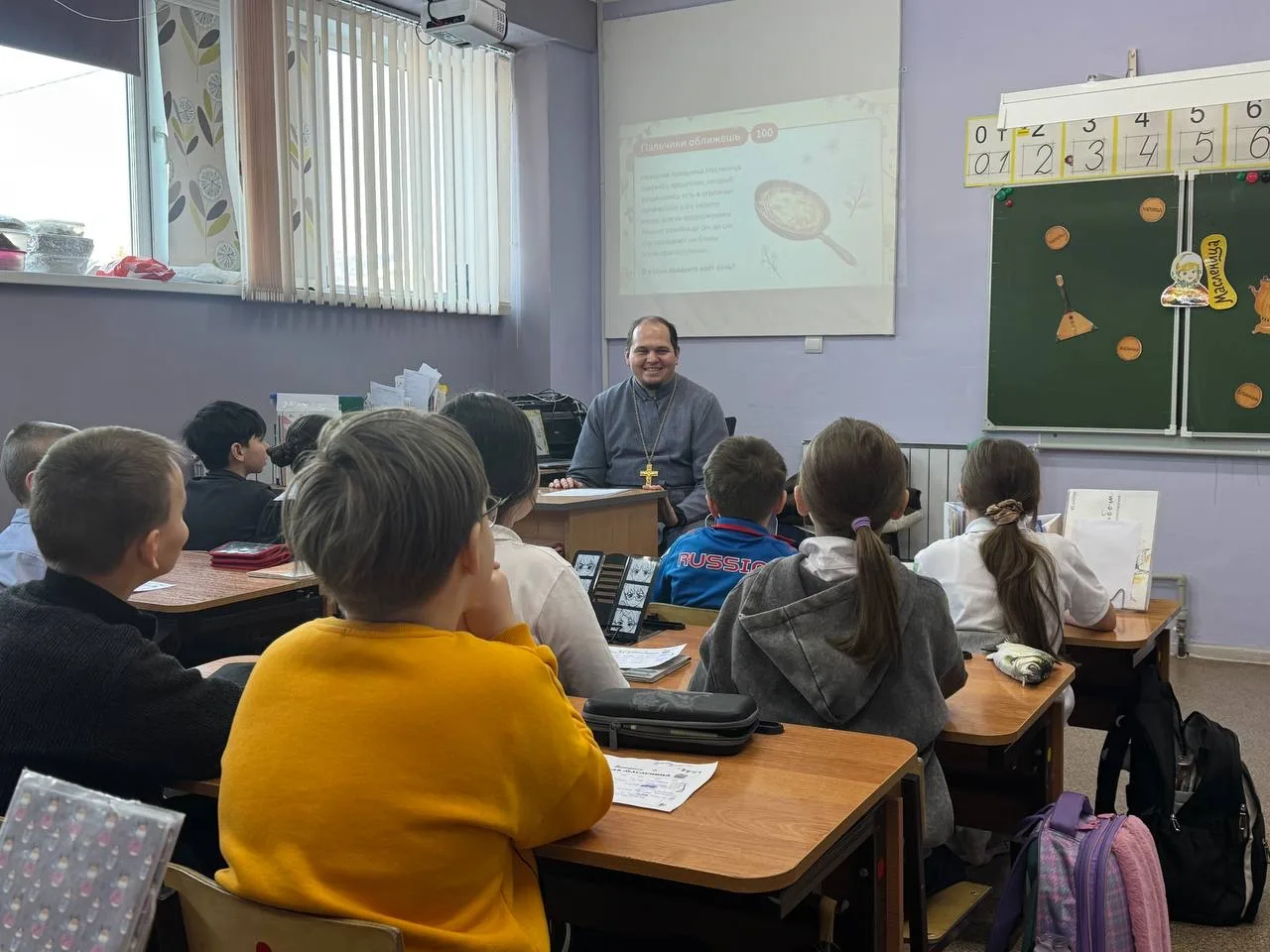 Масленица в 4 «Г» классе (классный руководитель Чистова В.Д.): проводы зимы весело и с пользой!  Сег