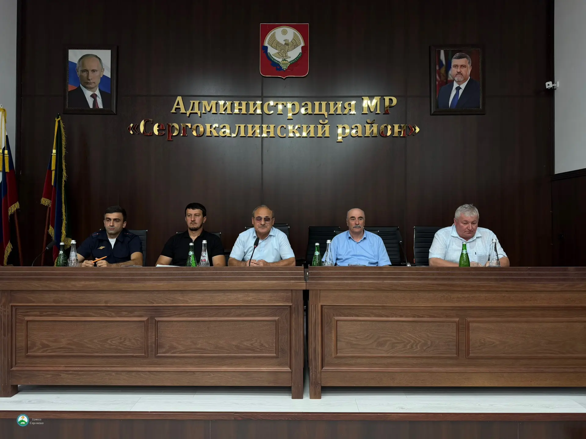В администрации района обсудили вопросы комплектования вооруженных сил по контракту