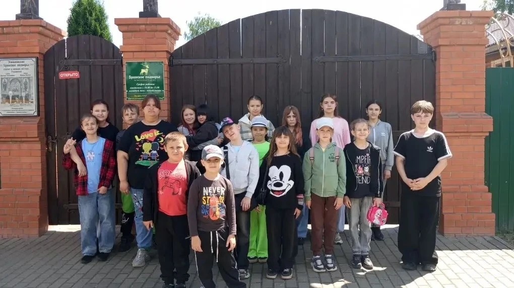 🐪День, полный впечатлений: экскурсия в этнокомплекс «Брянское подворье»! 

1️⃣7️⃣ июня ребята из на