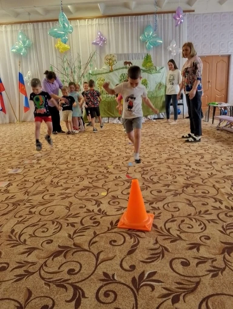 🌲🌲🌲В нашем детском саду среди детей старших групп была проведена Квест-игра "Лесная история". Цел