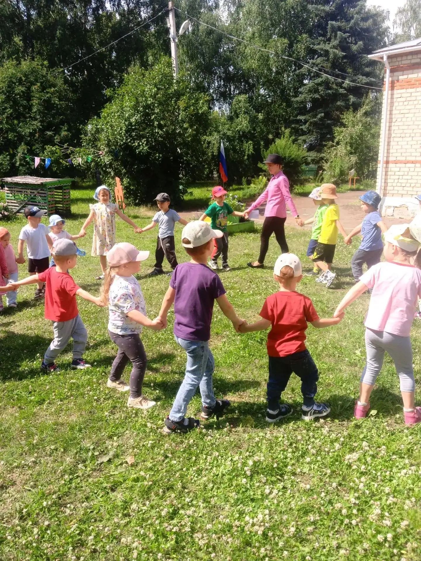 ☀️🌞 Ура, лето в самом разгаре! 8 июля наш детский сад превратился в настоящую сказочну...