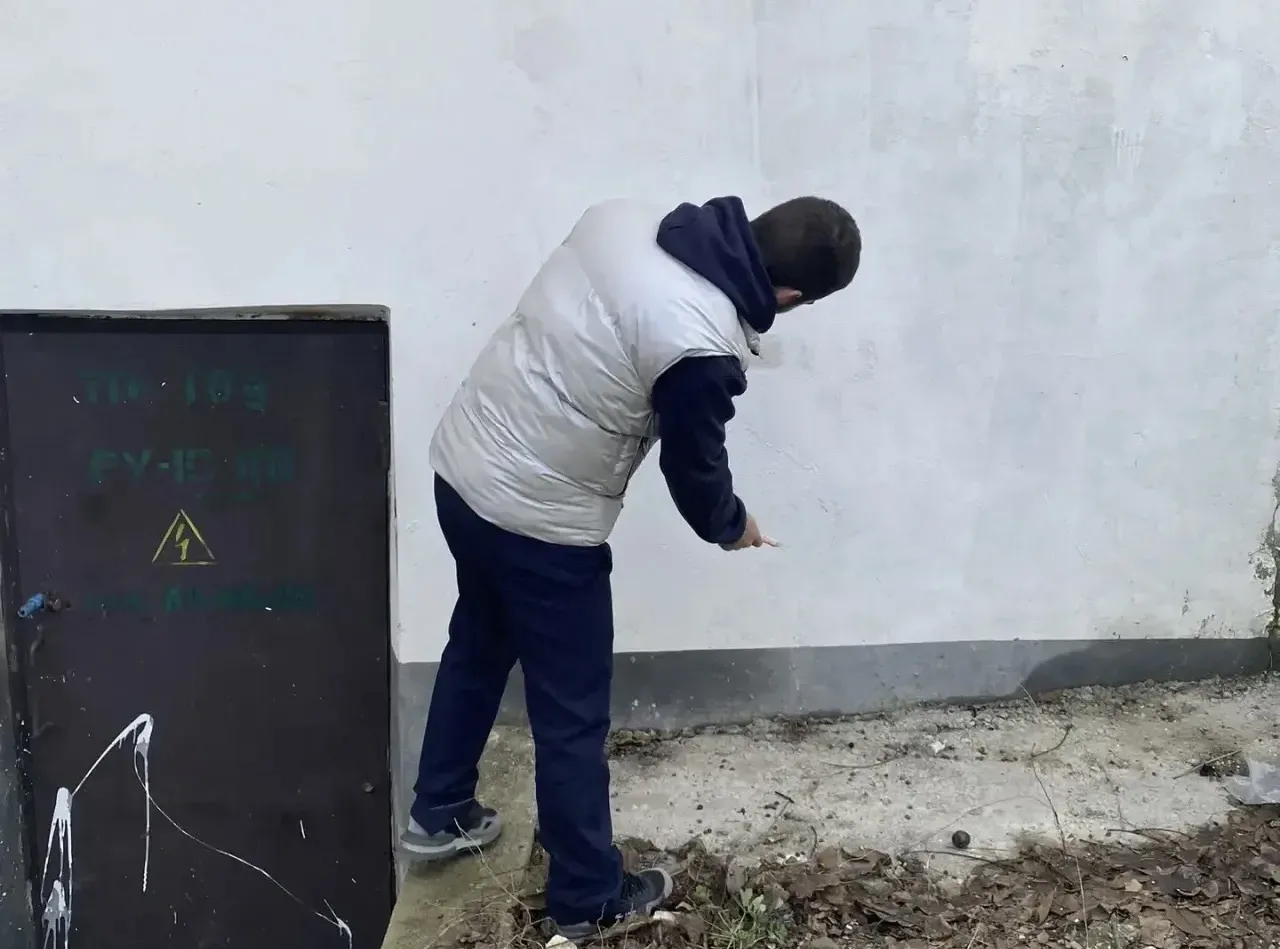 ВОЛОНТЕРСКИЙ ОТРЯД «КОД ЖИЗНИ»  🚫Провёл очередную акцию по закрашиванию пронаркотических надписей в 