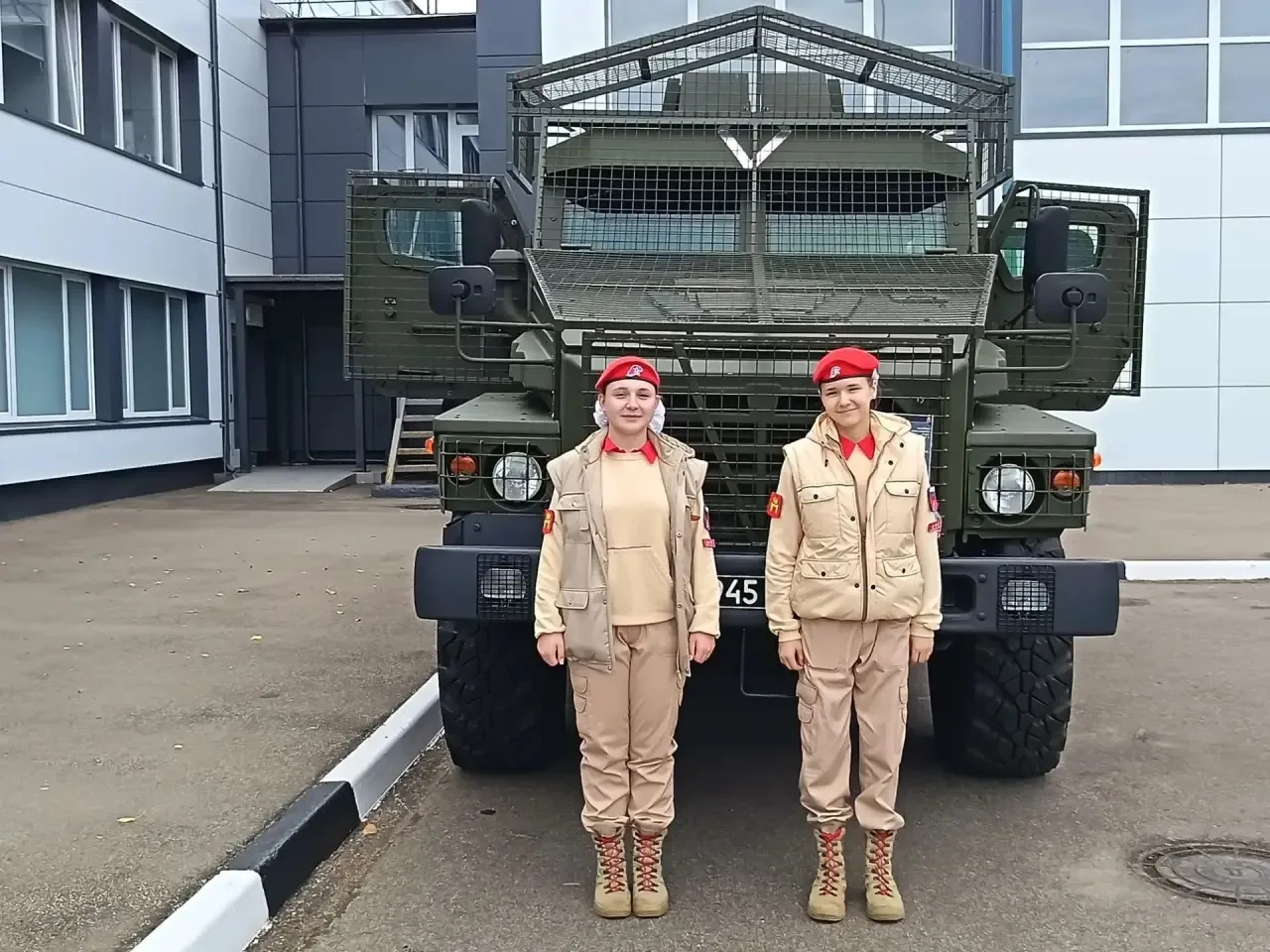 🪖3 сентября юнармейцы МОУ СОШ 20 стали частью военно-патриотической акции «Послание По...