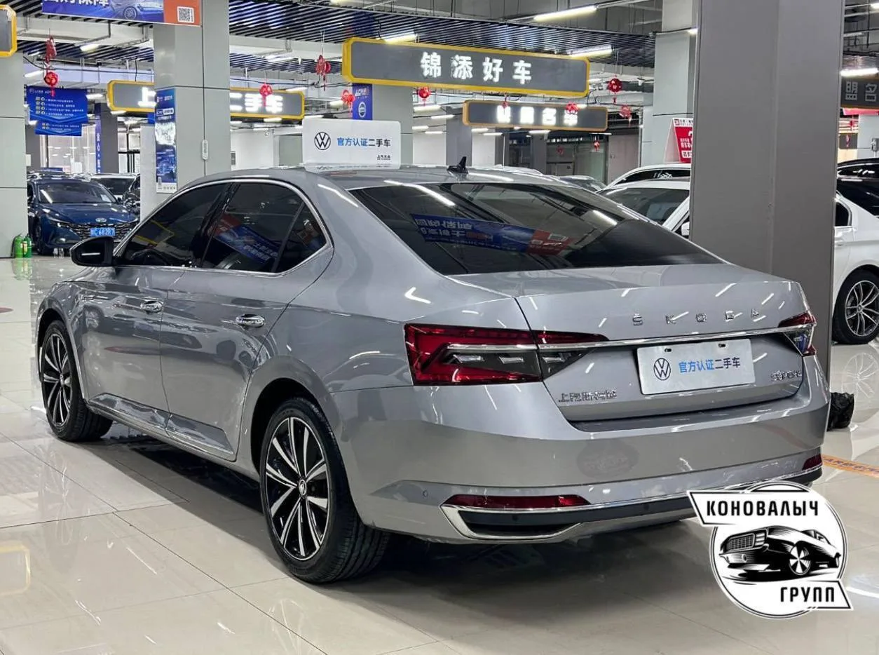 Skoda Superb из Китая🔥  ℹ️ О нас: Мы можем подобрать, продать и привезти любой автомобиль в кредит, 