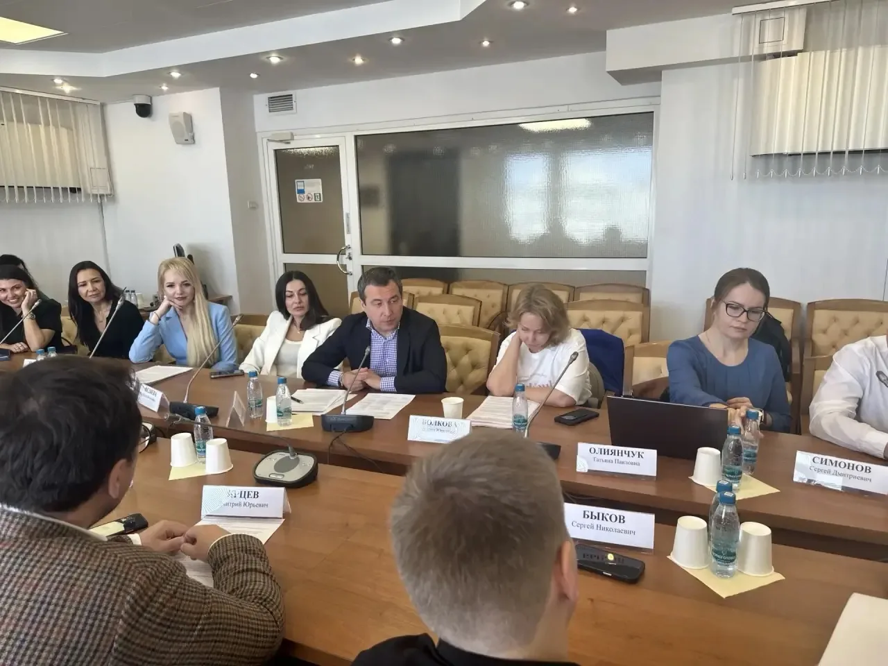 В Государственной Думе провели круглый стол по проблемам и реформе ЖКХ.

Главная тема – как защитить