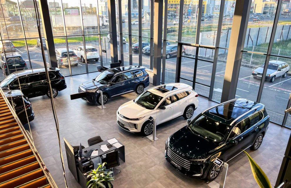 Продажи новых автомобилей в апреле выросли на 15%, до 117,5 тыс. штук, подсчитал «Автостат». 

Это т